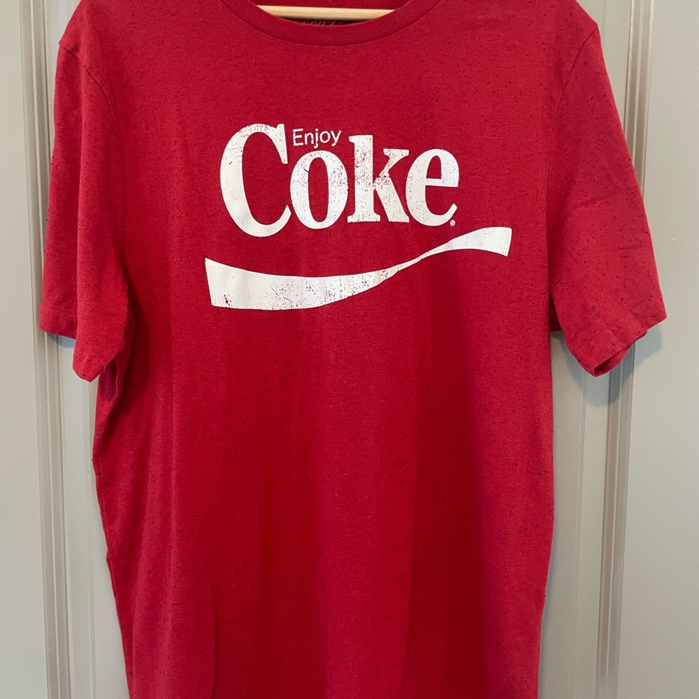 Coke Graphic Tee Shirt - XL